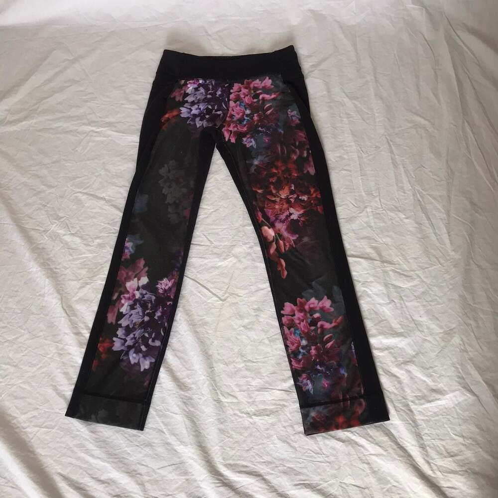 lululemon wunder under 4‎